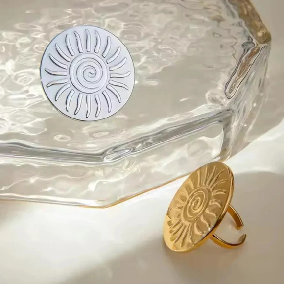 Soleil Sun Stainless Steel Waterproof Ring - Picture 7 of 13